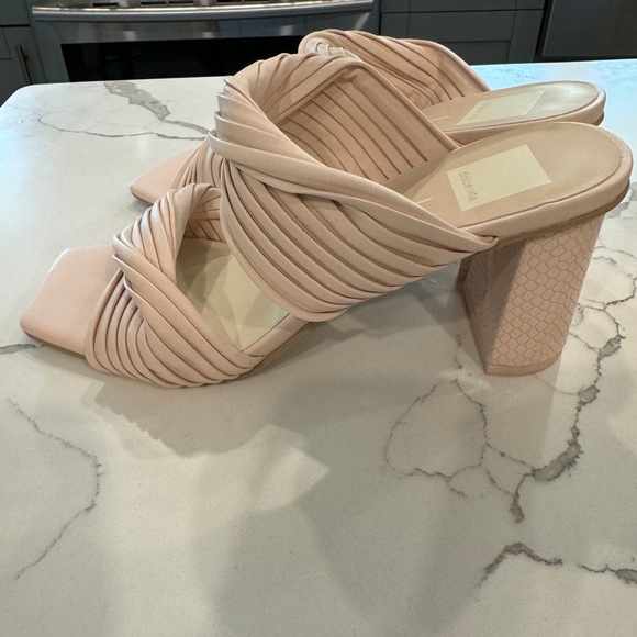 Dolce Vita Pilton heels light pink stella 7.5 ruched design open back sandals - Picture 3 of 10